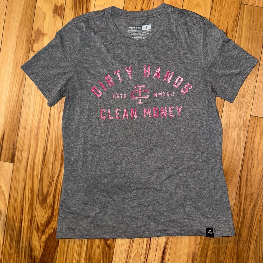 Troll Co. Dirty Hands Clean Money Gray Short Sleeve Tee